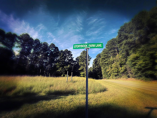 Storybook Farm Lane sign